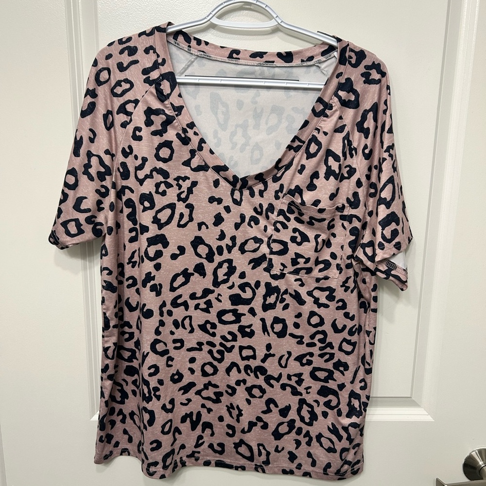 SHEIN Pink and Black Leopard V-Neck Pocket Tee